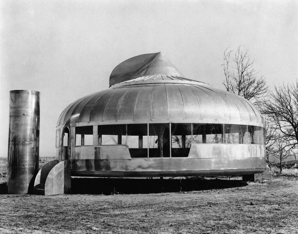 Maison Dymaxion de Fuller par Richard Buckminster Fuller.
