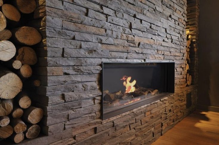 cheminée moderne avec effet rustique